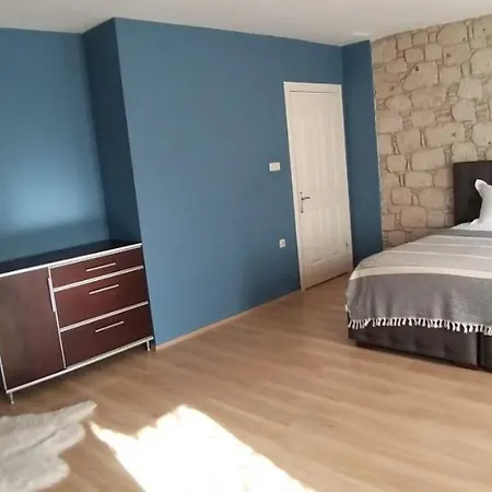 לינה וארוחת בוקר Pita Otel Alacati *